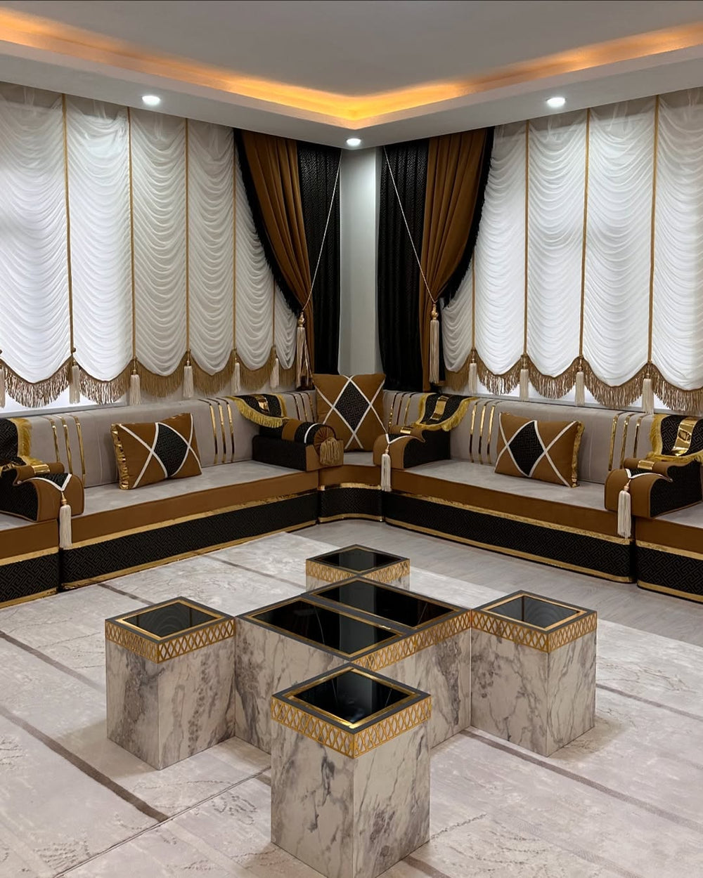 Yemeni Majlis, Arabic Furniture for Cafes, Arabic Majlis Sofa, Wooden Bench Majlis, Arabic Jalsa, Moroccan Majlis, Ottoman Sofa