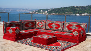 Rote Bodenkissen, L-förmige arabische Sitzsofas, Balkonterrassesofas, waschbare Kissenbezüge