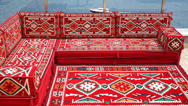 Rotes türkisches Bodensitzkissen, Eck-Bodensitzgruppe, L-förmiges Sofa-Set, orientalisches Bodensitzkissen, Palettensofa, ethnisches Sofa