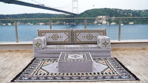 أريكة رمادية مفردة، أريكة عربية، أريكة تراس مع أريكة عثمانية وسجادة، سجادة تركية، أريكة سرير، أريكة أرضية، أريكة تأمل، أثاث غرفة المعيشة