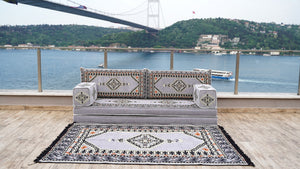 أريكة رمادية مفردة، أريكة عربية، أريكة تراس مع أريكة عثمانية وسجادة، سجادة تركية، أريكة سرير، أريكة أرضية، أريكة تأمل، أثاث غرفة المعيشة