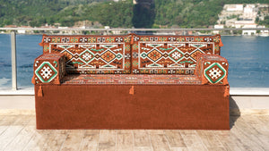 طقم جلوس مغربي أرضي، مجلس عربي، أريكة أرضية عربية مع أريكة عثمانية وسجادة، وسادة شرقية، وسادة مغربية، وسادة أرضية عرقية