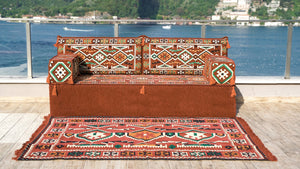 طقم جلوس مغربي أرضي، مجلس عربي، أريكة أرضية عربية مع أريكة عثمانية وسجادة، وسادة شرقية، وسادة مغربية، وسادة أرضية عرقية