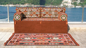 طقم جلوس مغربي أرضي، مجلس عربي، أريكة أرضية عربية مع أريكة عثمانية وسجادة، وسادة شرقية، وسادة مغربية، وسادة أرضية عرقية