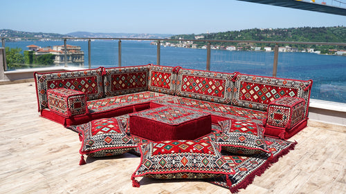 Rotes L-förmiges Bodensofa-Set, arabisches Majlis-Set, Bodenkissen, Bodensofa, Loveseats, Bankkissen, Balkon-Terrassensofa