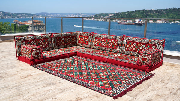 Rotes L-förmiges Bodensofa-Set, arabisches Majlis-Set, Bodenkissen, Bodensofa, Loveseats, Bankkissen, Balkon-Terrassensofa