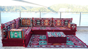 Bordeauxrotes L-förmiges Bodensofa, modulares Sofa-Set, Bodenkissen, arabischer Majlis, marokkanisches Wohnzimmerkissen