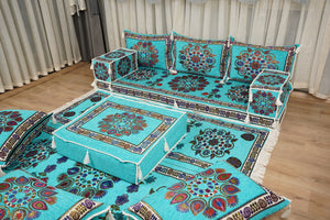 أطقم أرائك ديوان تقليدية، أرائك مقطعية، طقم أرائك مجلس، جلوس عربي على الأرض، أرائك أرضية شرق أوسطية، أرائك صالة عربية، أرائك بمقعدين