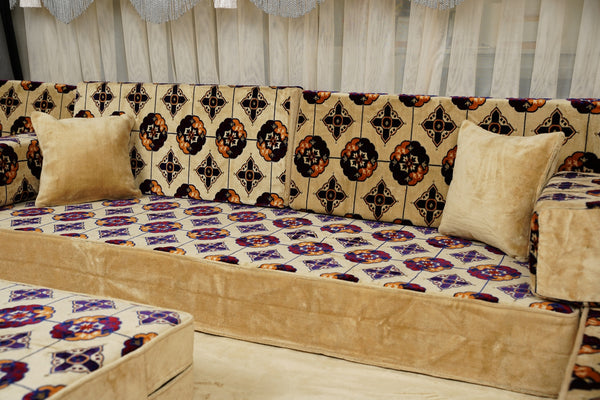 طقم وسائد أرضية، كنبة أرضية تركية، طقم كنب ديوان، كنبة مغربية، طقم كنب مقسم، طقم كنب غرفة معيشة على طراز بوهو، كنبة أرضية عربية