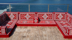 U-förmige arabische Bodensitzgelegenheiten, orientalische rote Bodenkissen, Ecksofa, marokkanische Wohnzimmerkissen