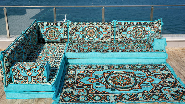 Hellblaue Boden-Sitzgarnitur, L-förmiges arabisches Sofa-Set, Orientalische Bodenbestuhlung, Bodenkissen, Ecksofa
