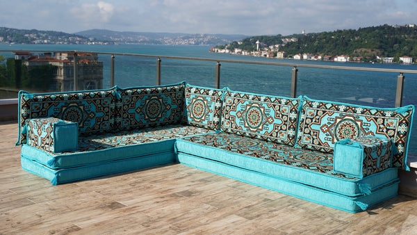 Hellblaue Boden-Sitzgarnitur, L-förmiges arabisches Sofa-Set, Orientalische Bodenbestuhlung, Bodenkissen, Ecksofa
