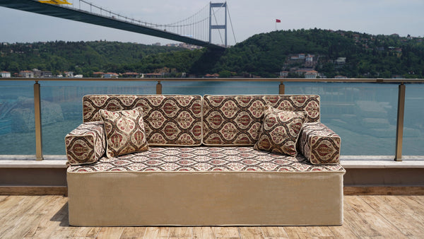 Graues Schlafsofa, Orientalische Bodensitze, Türkisches Bodensez, Modulares Bodensez, Diwan-Sofagarnituren, Handgemachte Böhmische Sitzgelegenheiten