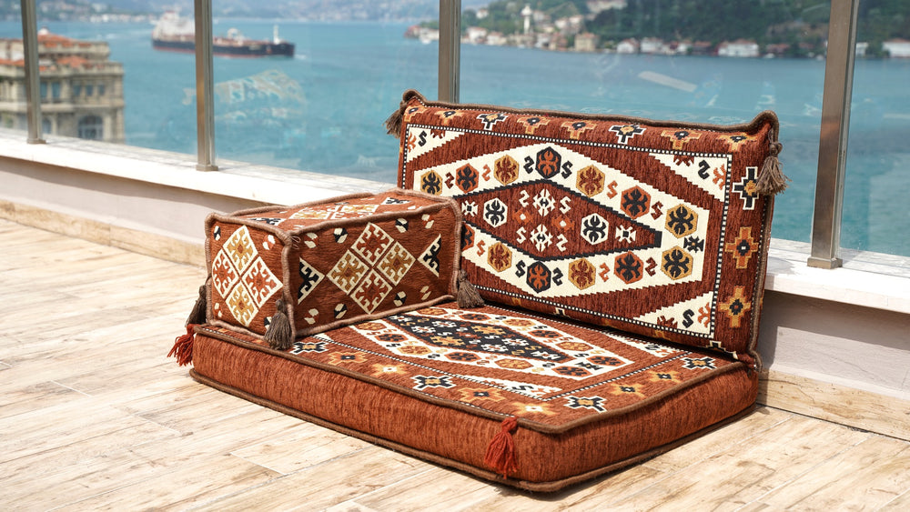 Gelbe kleine Bodenkissen-Sitzgelegenheit, arabisches Majlis-Sofa, modulares Ecksofa mit Rückenkissen