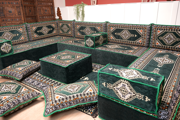 U-förmiges grünes arabisches Eck-Bodensitzkissen, Modulare Bodencouch, Bodensofas, Balkon-Terrassensofas, Palettensofa, Ethno-Sofa