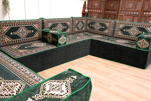 U-förmiges grünes arabisches Eck-Bodensitzkissen, Modulare Bodencouch, Bodensofas, Balkon-Terrassensofas, Palettensofa, Ethno-Sofa