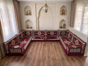 Coussins de sol bordeaux en forme de U, ensemble de Majlis arabes modernes, ensemble de canapés de sol, canapé ethnique, Jalsa arabe, canapé marocain