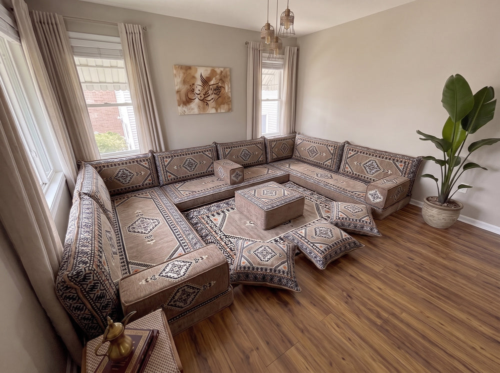 Braunes Bodensofa-Sitzset, Eckbodenkissen, U-förmiges arabisches Sofa-Set, Palettensofas, Ecksofas