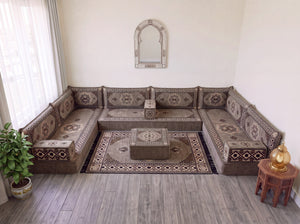 طقم جلوس أريكة أرضية بني، وسائد أرضية زاوية، طقم أريكة عربية على شكل حرف U، أرائك خشبية، أرائك مقسمة