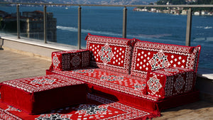 أريكة عرقية، أريكة غرفة معيشة، جلسة عربية، أريكة مغربية مع أريكة عثمانية وسجادة، أرائك مقسمة، أغطية أريكة