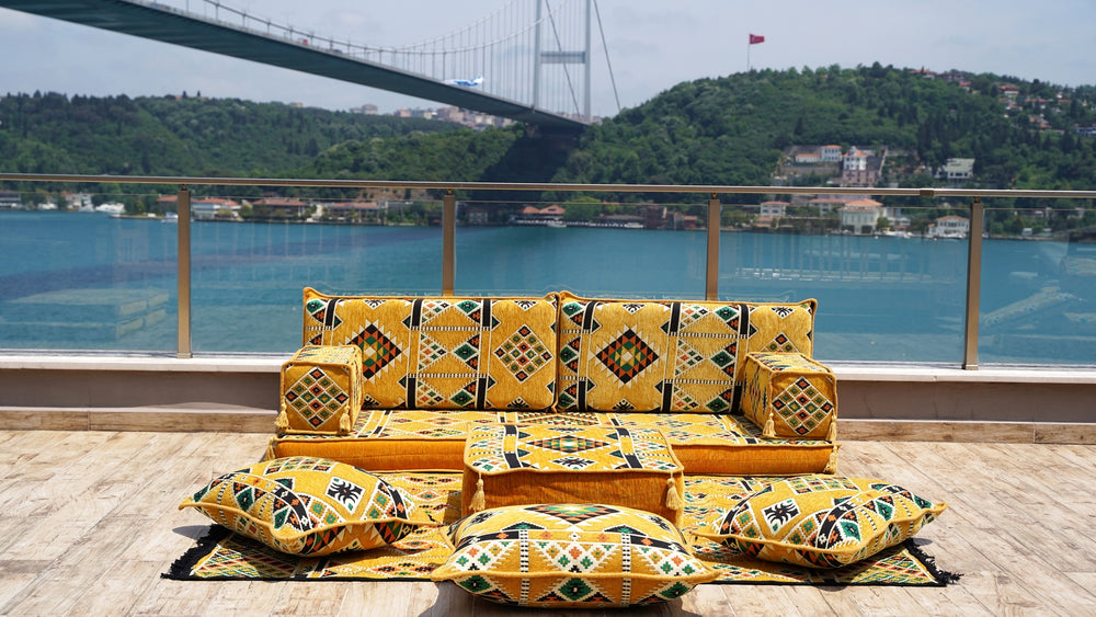 Arabic Floor Sofa with Ottoman Couch and Rug, Sofa Cover, Arabic Furniture, Arabic Majlis, Pallet Sofa, Arabic Floor Couch